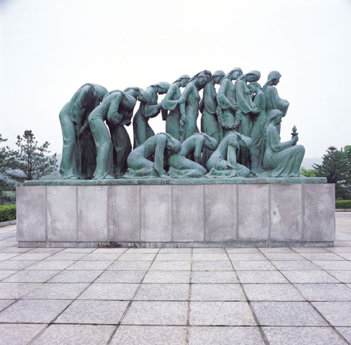 망향의 동산 · 추모의 장 Mangyang Hill — Memorial Group
